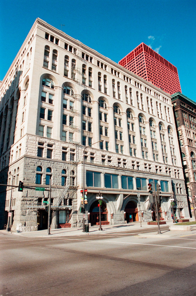 Photos of the exterior of the Roosevelt University building - Chicago Sun-Times