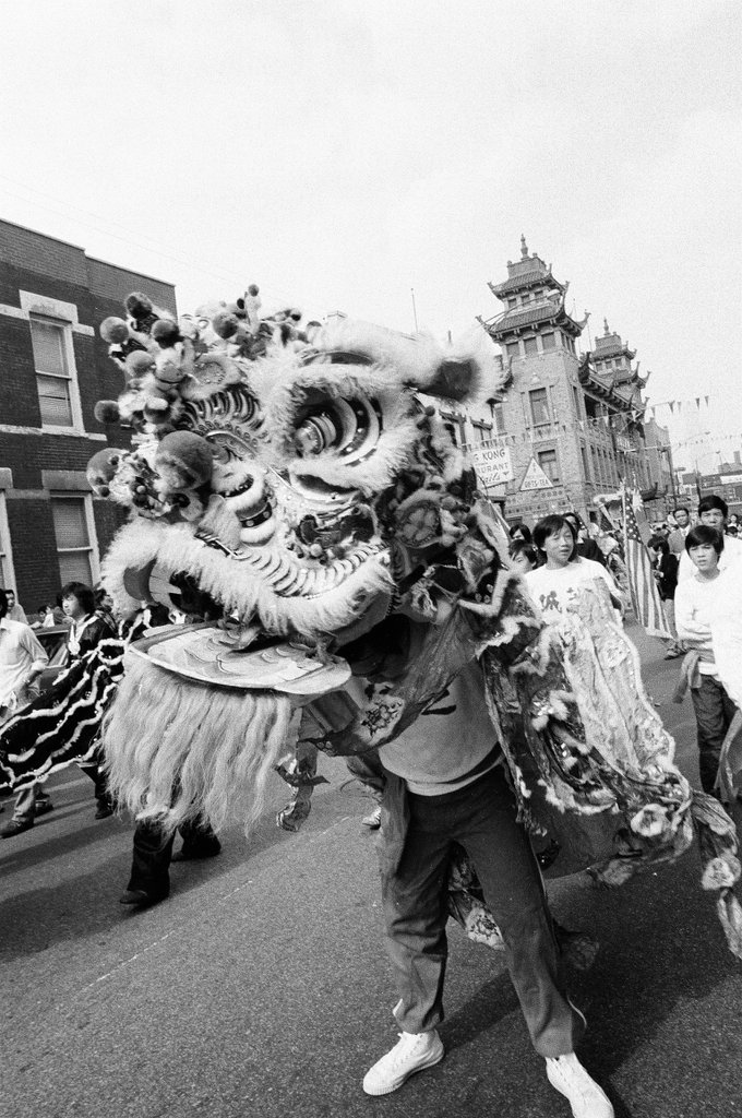 Chicago's Chinese community celebrates Chinese independence from the Manchu Dynasty with a parade - Chicago Sun-Times