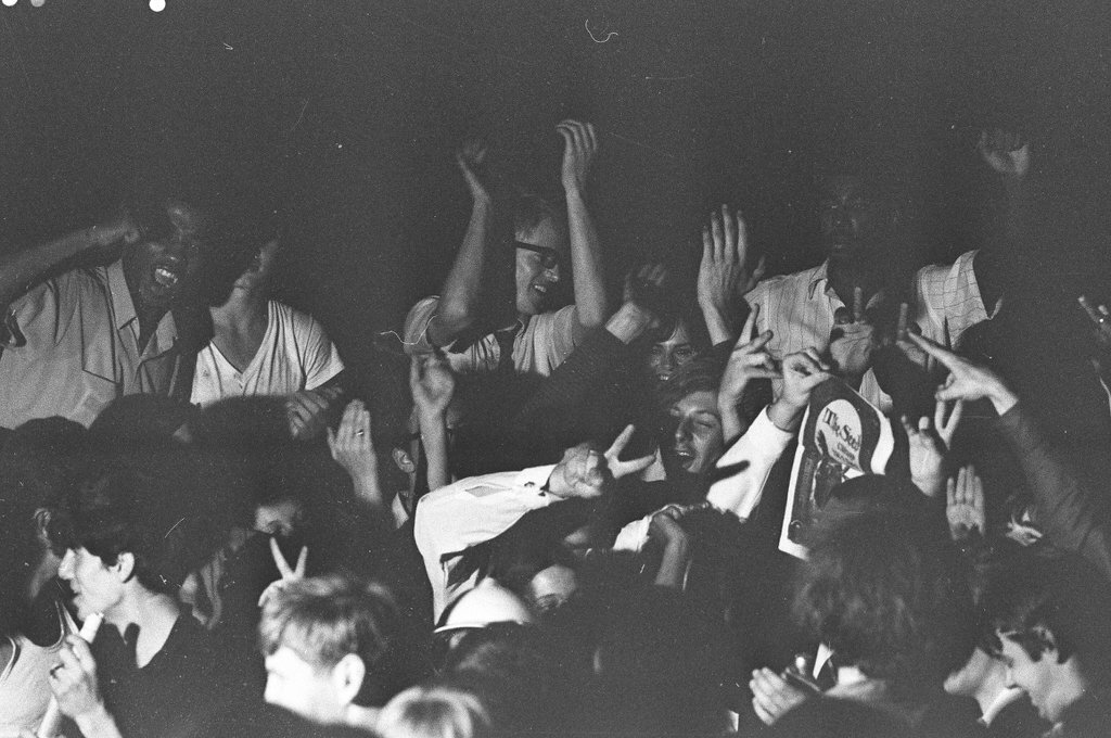 Young people gather in Grant Park on the one year anniversary of the 1968 Democratic Convention protest - Chicago Sun-Times