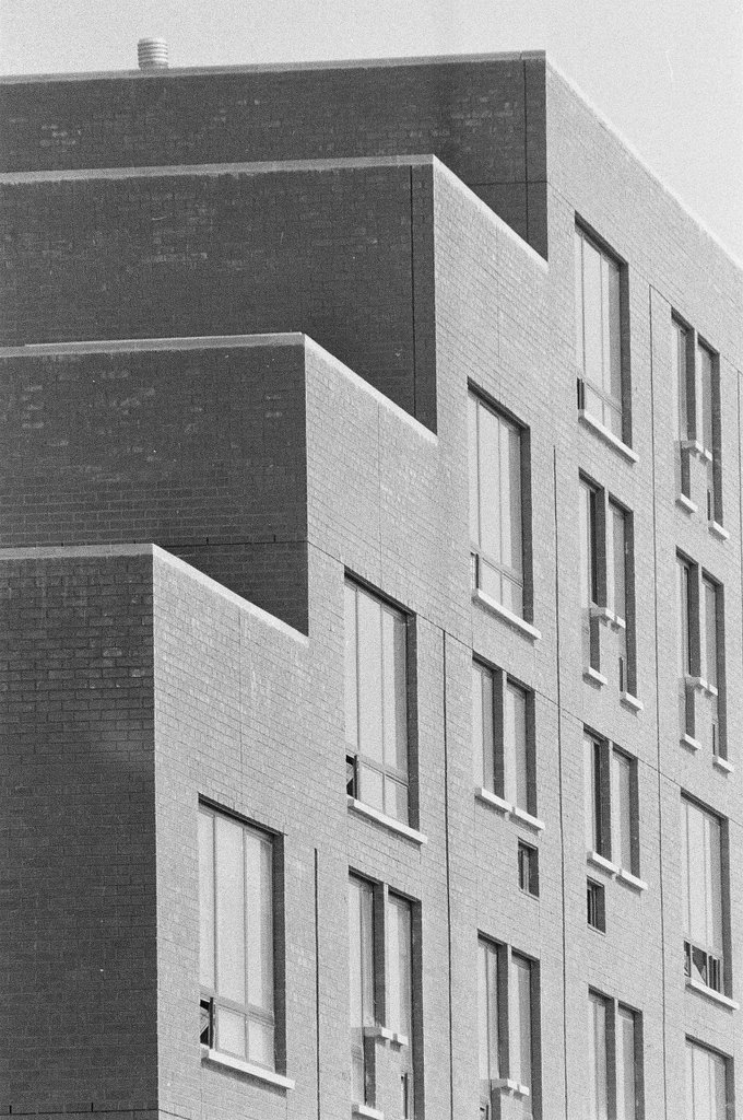 Dearborn Park complex on the Near South Side - Chicago Sun-Times