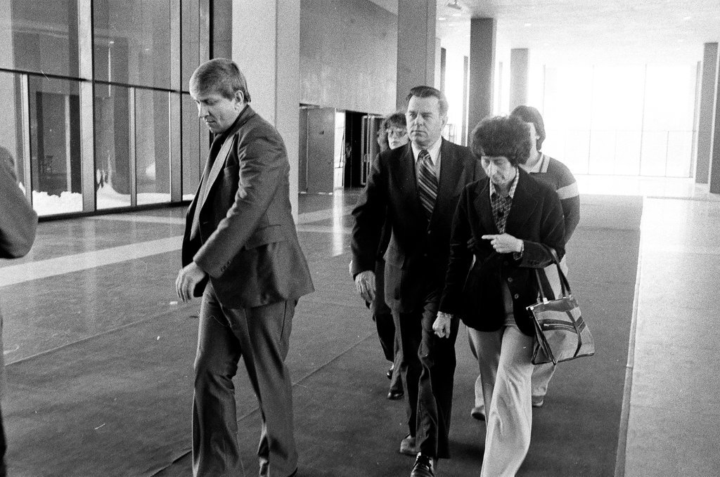 Legal teams walk to John Gacy's arraignment - James DePree for Chicago Sun-Times