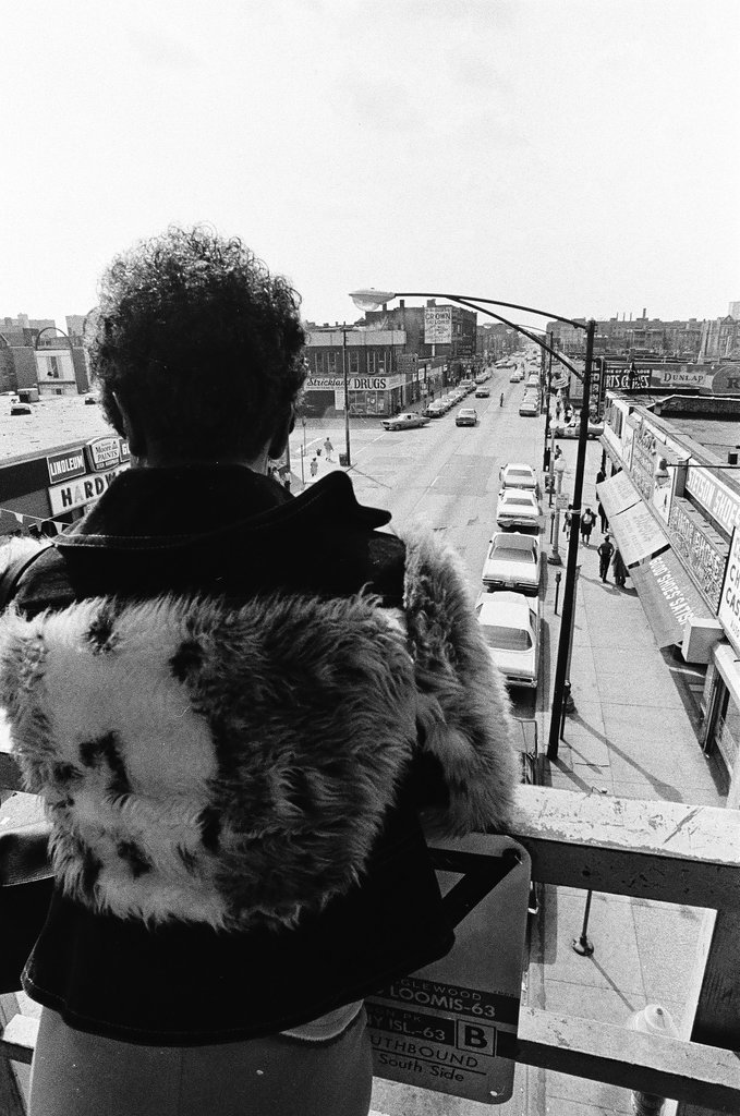 Street scenes on East 47th Street - Chicago Sun-Times