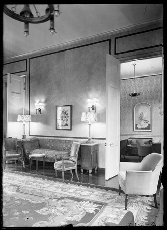 Casino Club - Lounge with lights - Trowbridge, Raymond W., 1886-1936