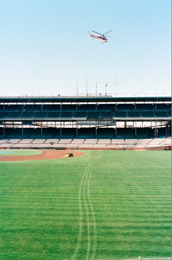 Installing lights at Wrigley Field - Chicago Sun-Times