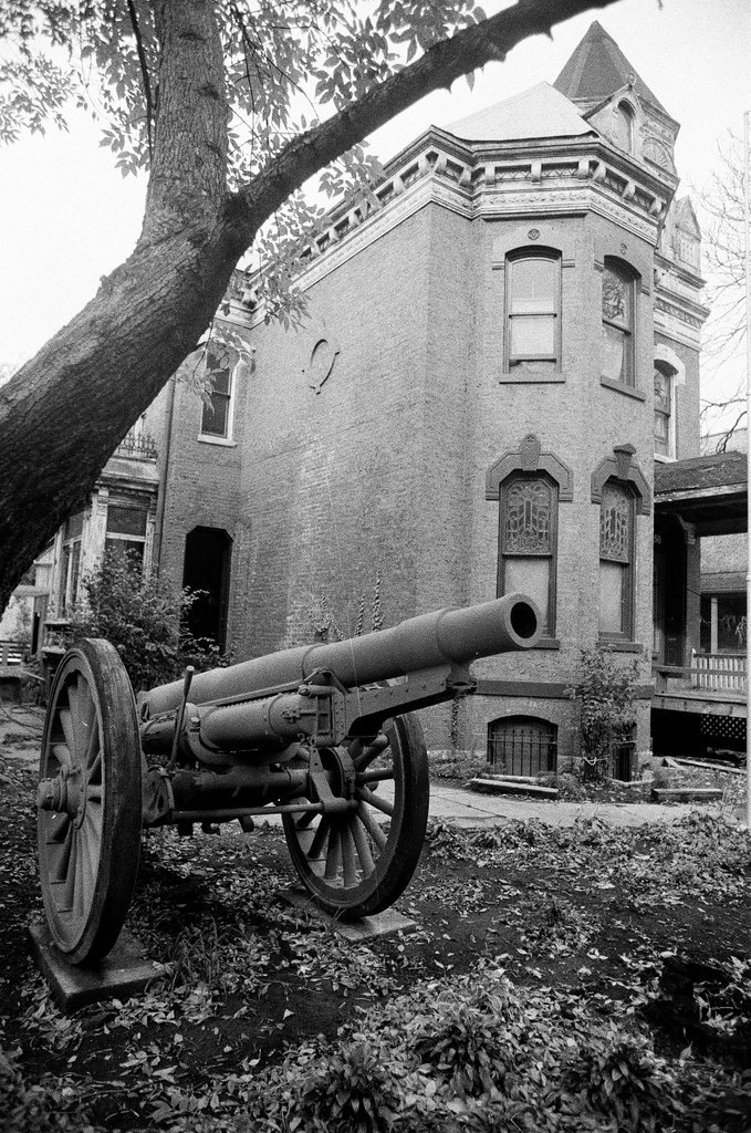 Houses and other buildings in Wicker Park - Chicago Sun-Times