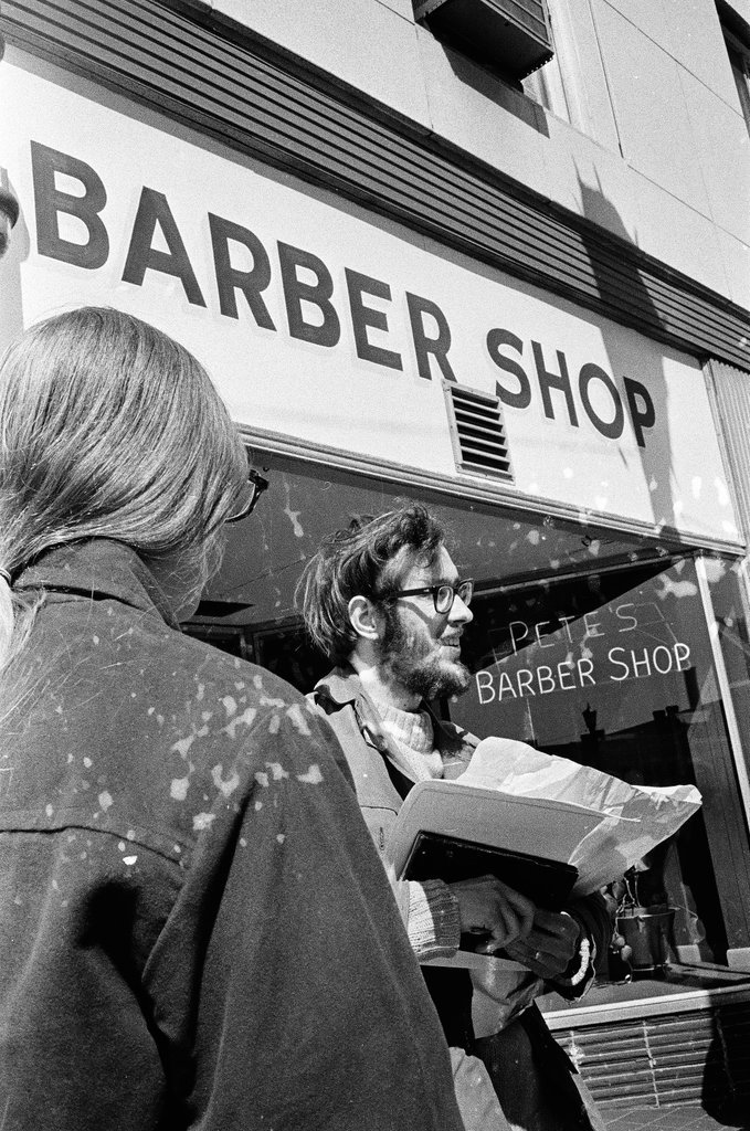 Peace demonstrators outside a barbershop - Chicago Sun-Times