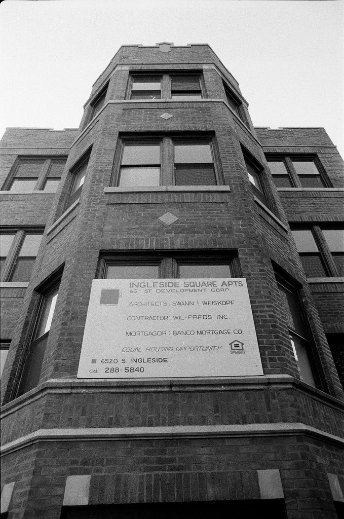 Residents and buildings in Woodlawn neighborhood - Chicago Sun-Times