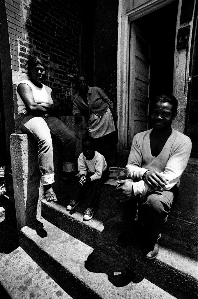People in empty lots and abandoned buildings on the west side - Chicago Sun-Times