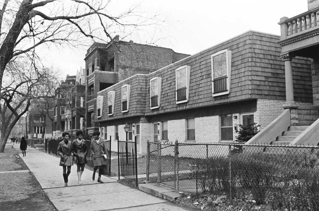 North Lawndale buildings and residents - Chicago Sun-Times