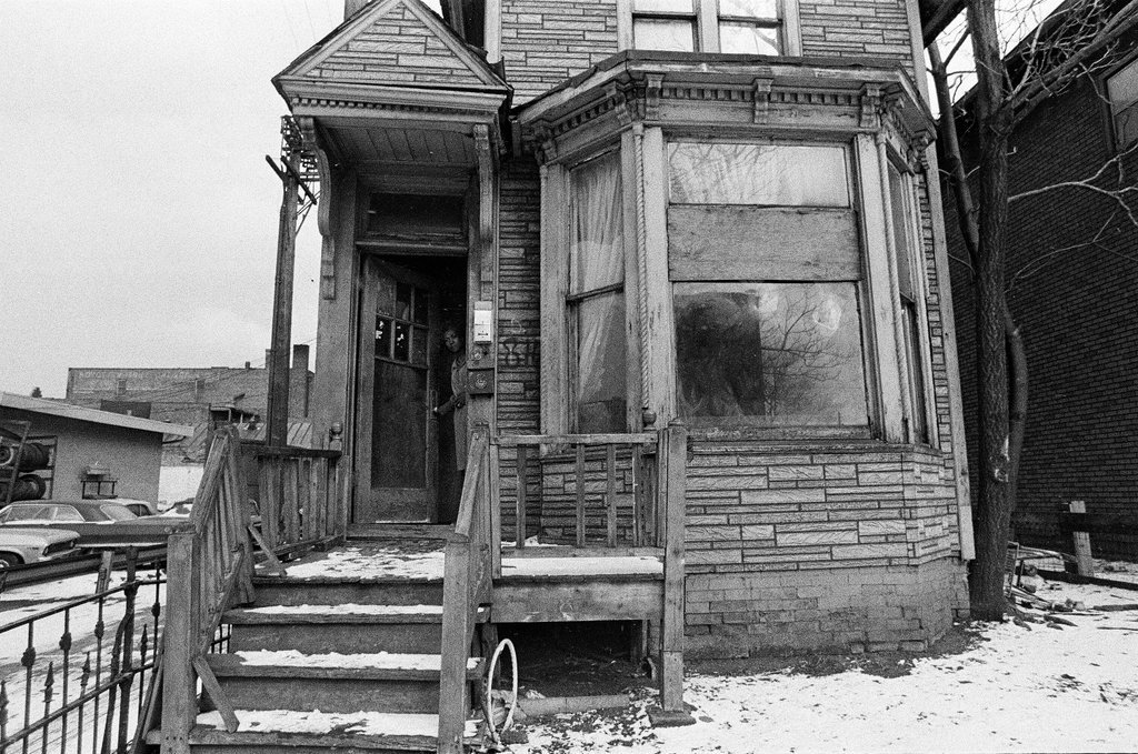 Buildings in Oakland and Kenwood communities - Chicago Sun-Times