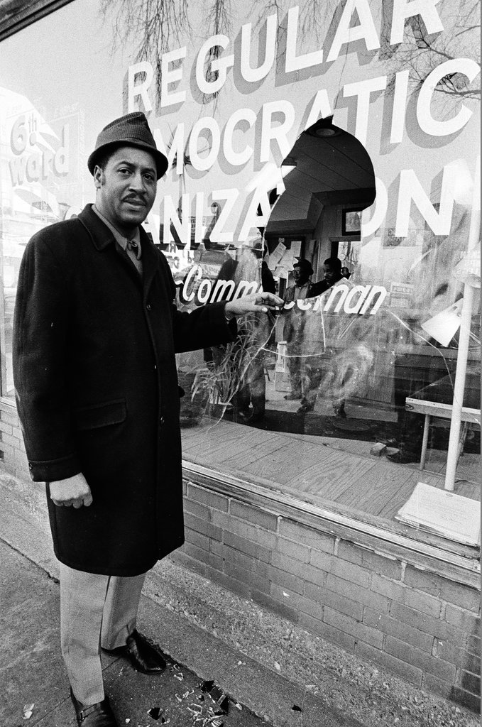 Broken window at 6th ward Democratic Headquarters - Chicago Sun-Times