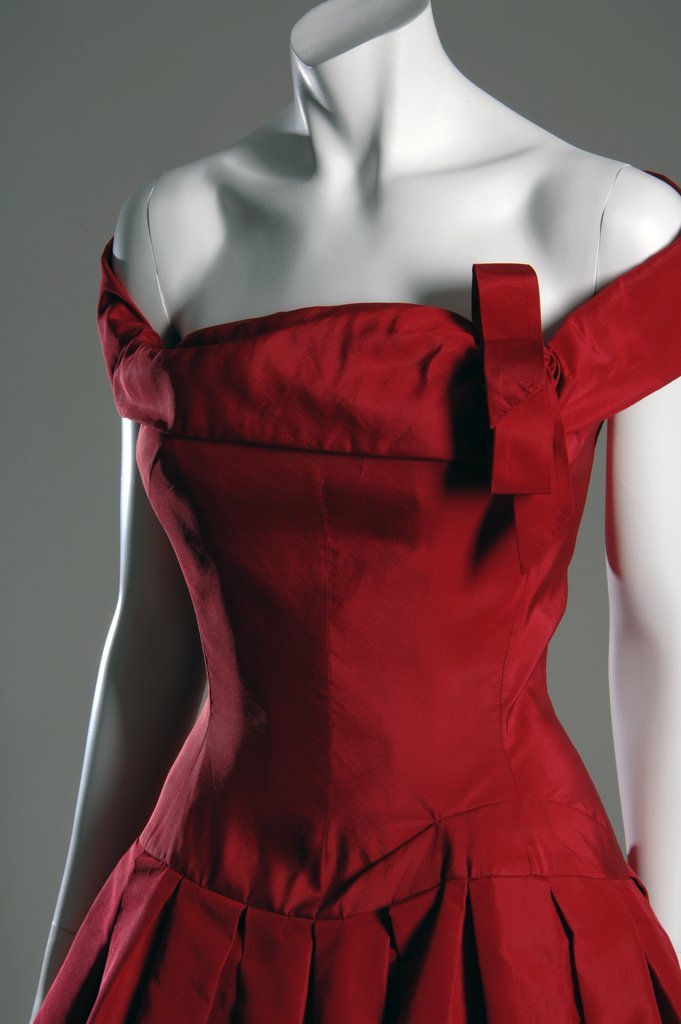 Red silk taffeta dress by Christian Dior - Dior, Christian