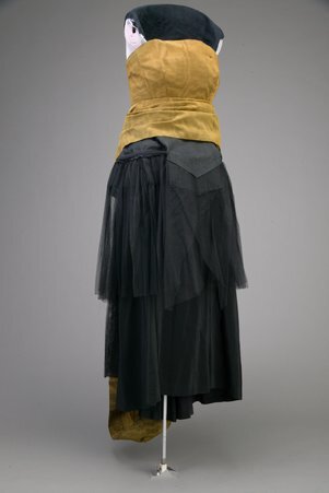 Evening dress (skirt lifted to reveal understructure) - Dior, Christian