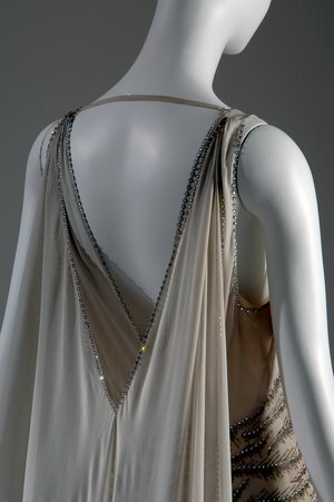 Court presentation gown - Vionnet, Madeleine, 1876-1975