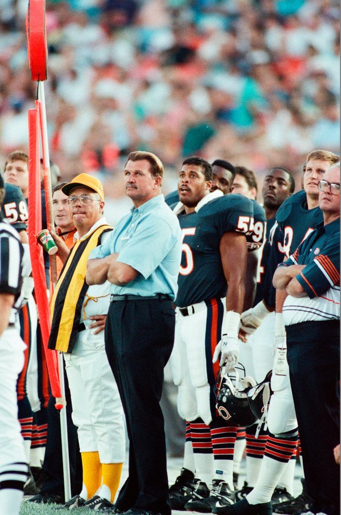 Mike Ditka at Bears preseason game against Raiders - Chicago Sun-Times