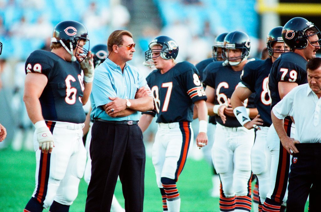 Mike Ditka at Bears preseason game against Raiders - Chicago Sun-Times