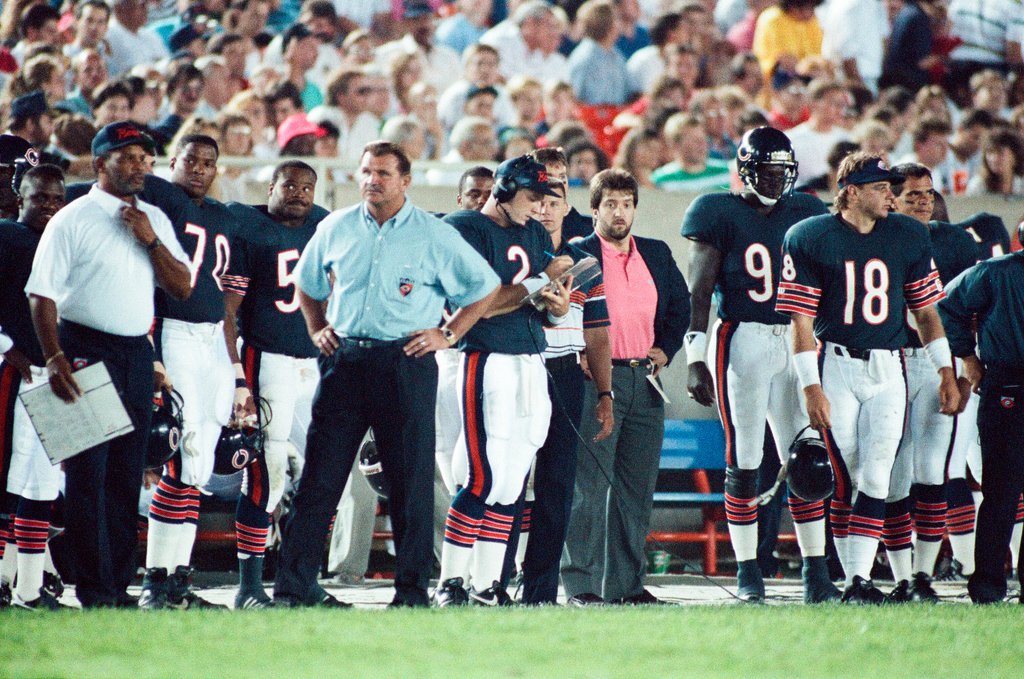 Mike Ditka at Bears preseason game against Raiders - Chicago Sun-Times