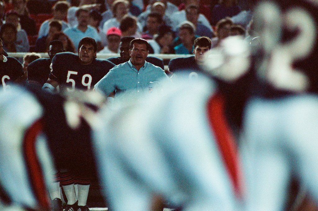 Mike Ditka at Bears preseason game against Raiders - Chicago Sun-Times