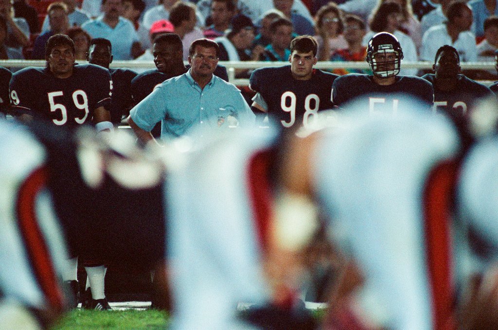 Mike Ditka at Bears preseason game against Raiders - Chicago Sun-Times