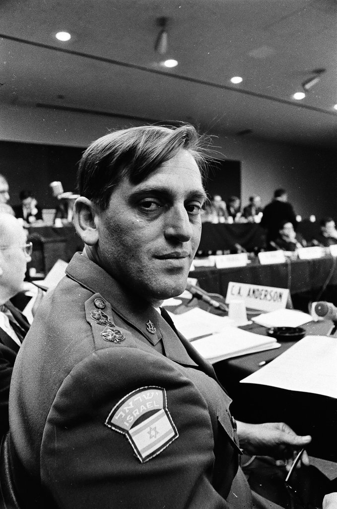 Draft conference at University of Chicago - Chicago Sun-Times