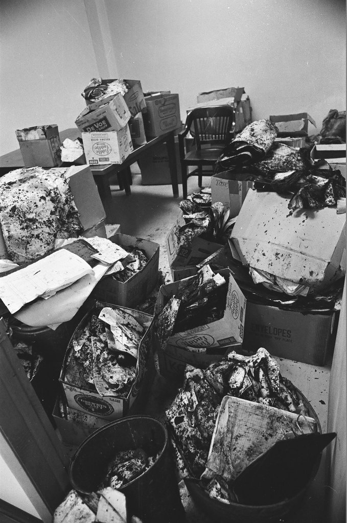 Demonstrators burn draft records - Chicago Sun-Times