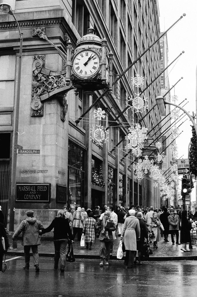 Marshall Field's building - Chicago Sun-Times