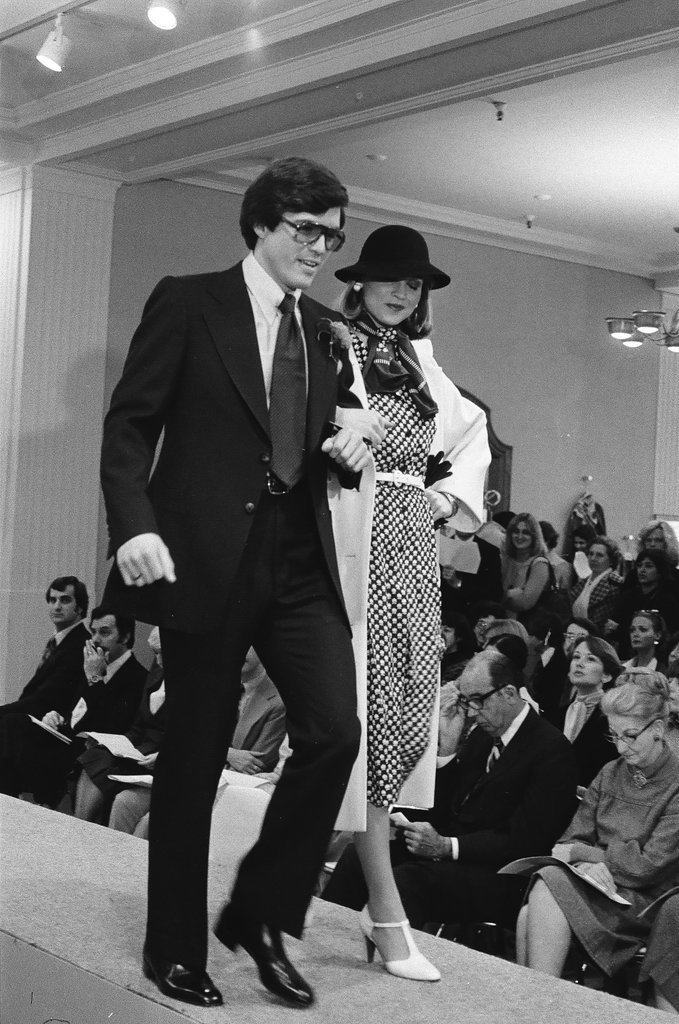 Marshall Field's benefit fashion show - Chicago Sun-Times