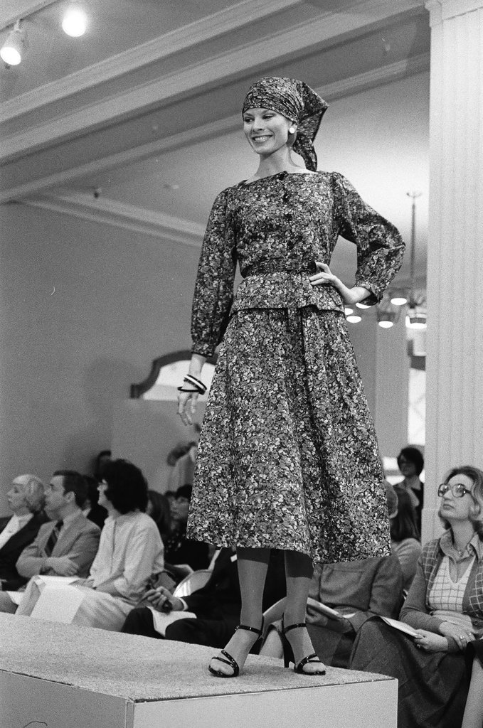 Marshall Field's benefit fashion show - Chicago Sun-Times