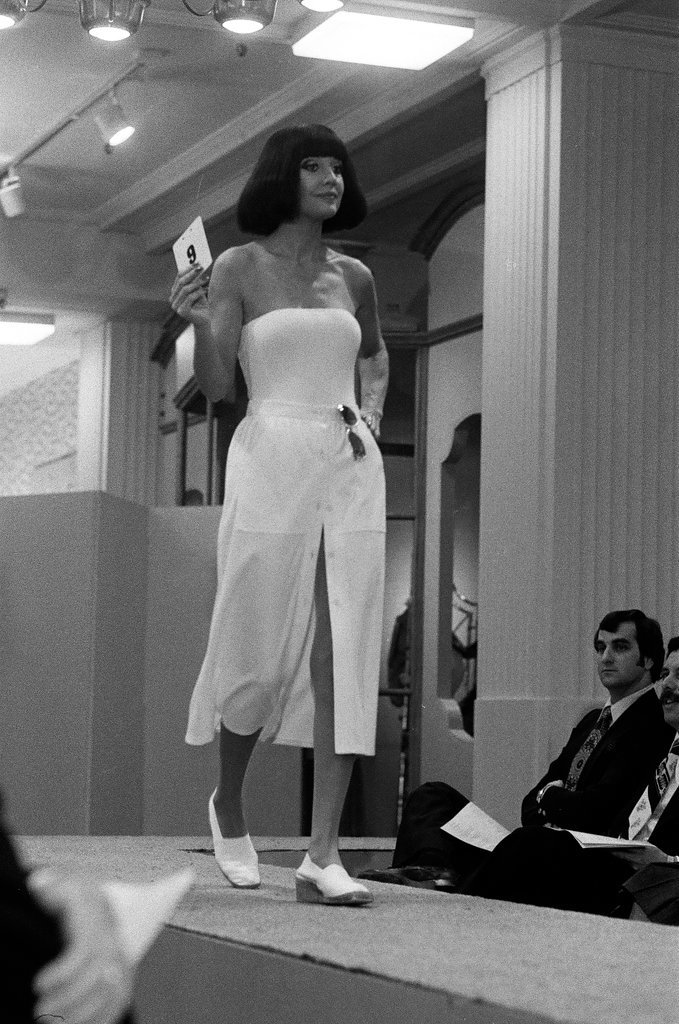 Marshall Field's benefit fashion show - Chicago Sun-Times