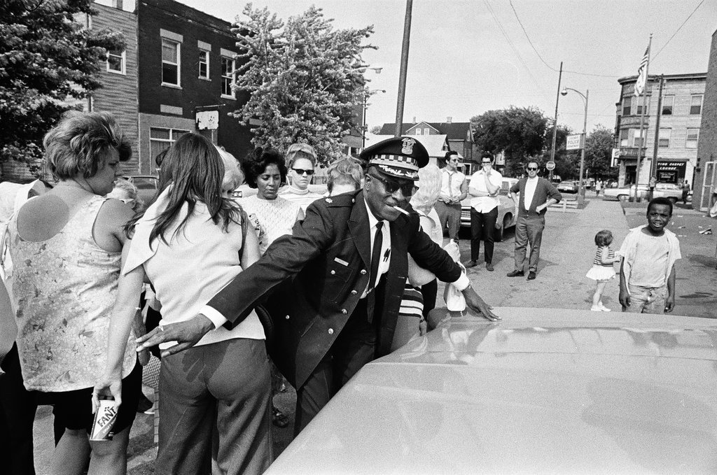 Wives of police officers protest one-man police cars - Chicago Sun-Times