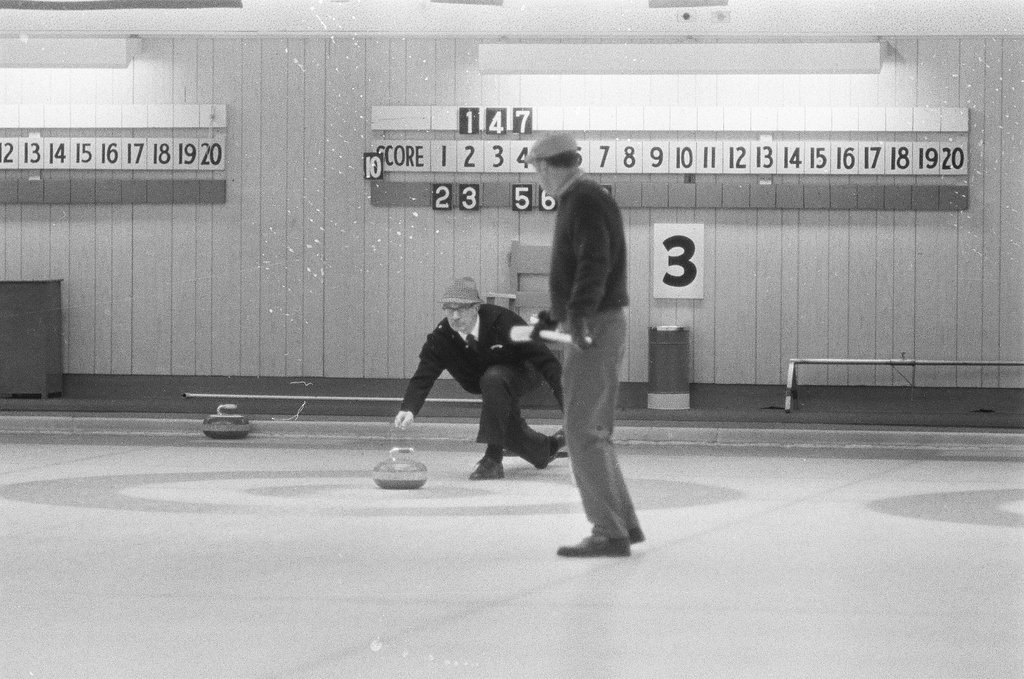 Members of the Chicago Curling Club compete in the Illinois State Curling Playdowns - Chicago Sun-Times