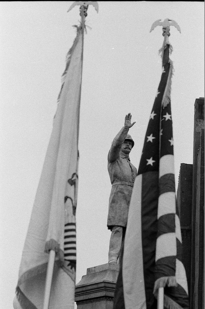 Haymarket Day memorial - Chicago Sun-Times