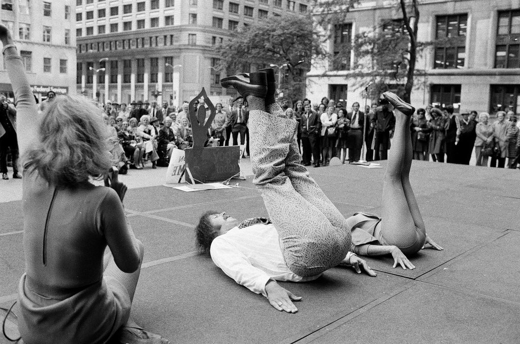 Yoga program at the Civic Center - Chicago Sun-Times