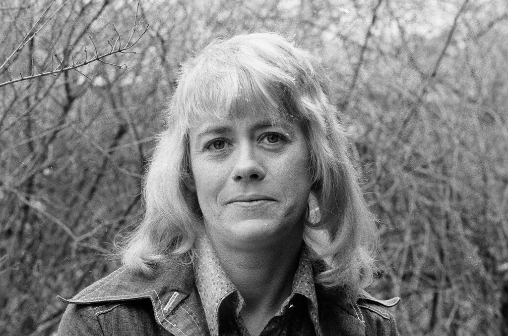 Portraits of steelworker Linda White on her motorcycle and in her neighborhood - Chicago Sun-Times