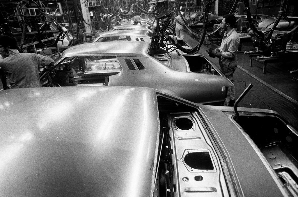 View of the Ford Motor Company assembly plant - Chicago Sun-Times