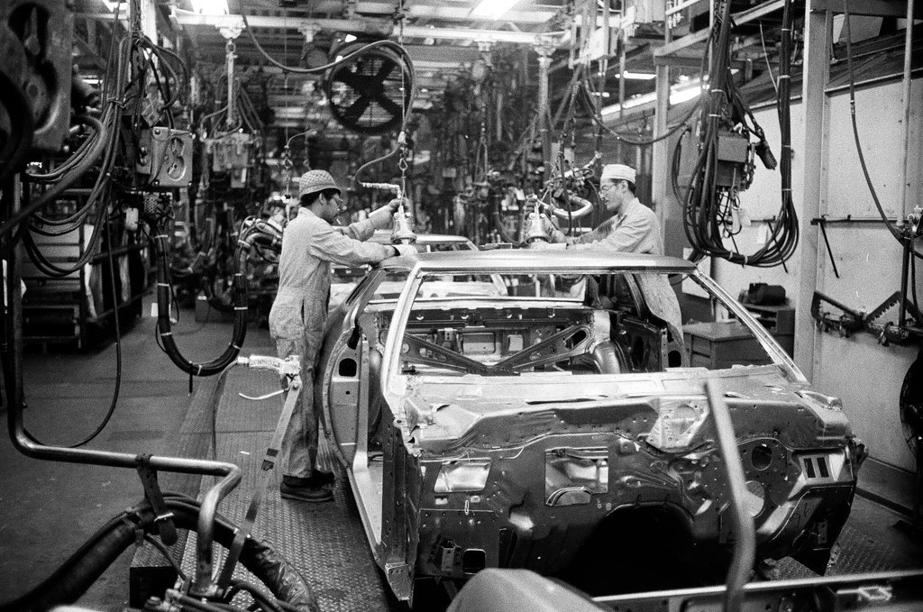 View of the Ford Motor Company assembly plant - Chicago Sun-Times