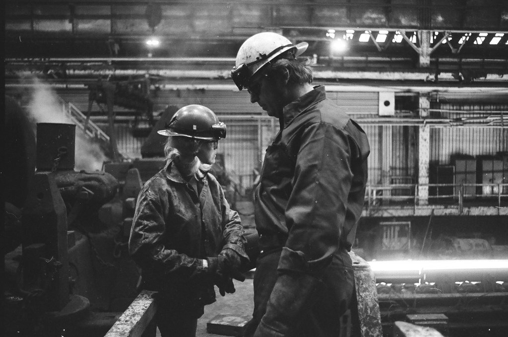 Steelworker Linda White at the steel mill - Chicago Sun-Times