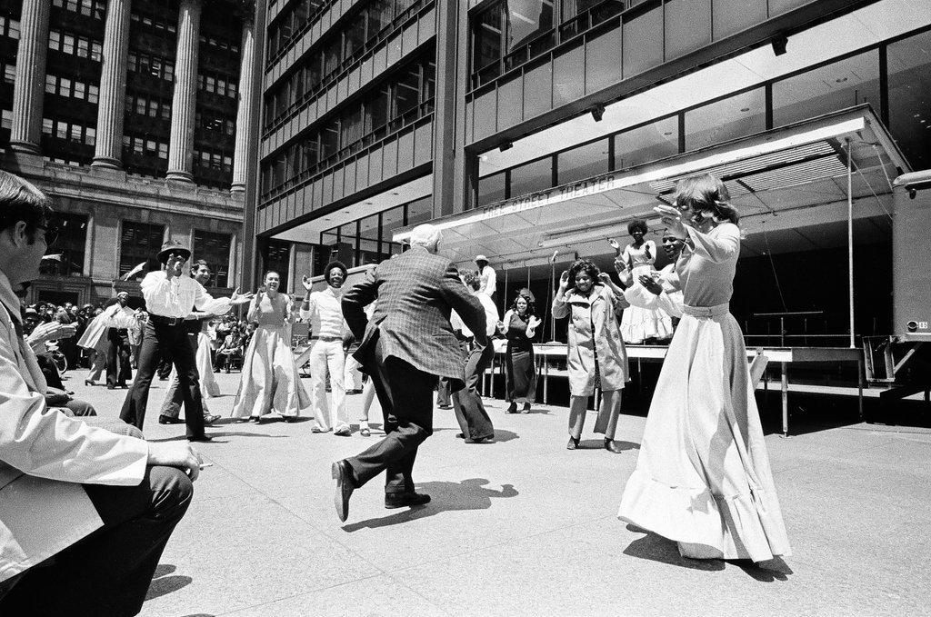 Members of the Free Street Theater company perform at the Civic Center - Chicago Sun-Times