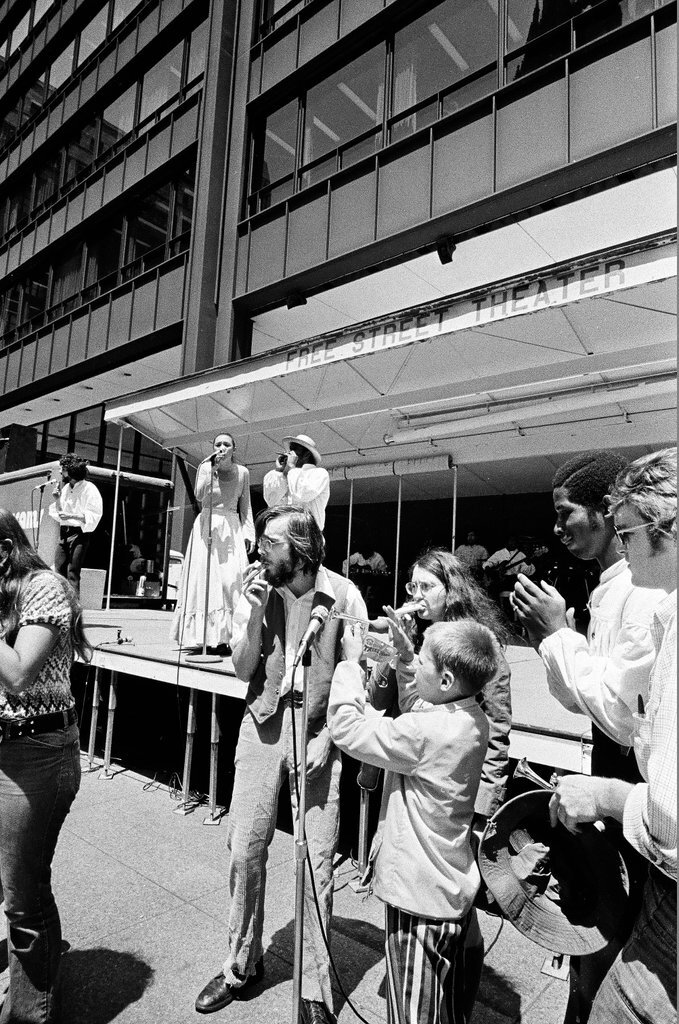 Members of the Free Street Theater company perform at the Civic Center - Chicago Sun-Times