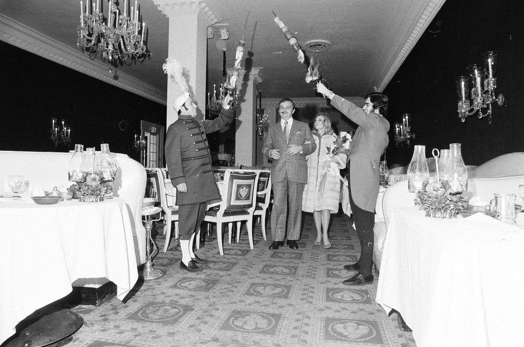 Photographs for a public relations stunt at the Pump Room - Chicago Sun-Times
