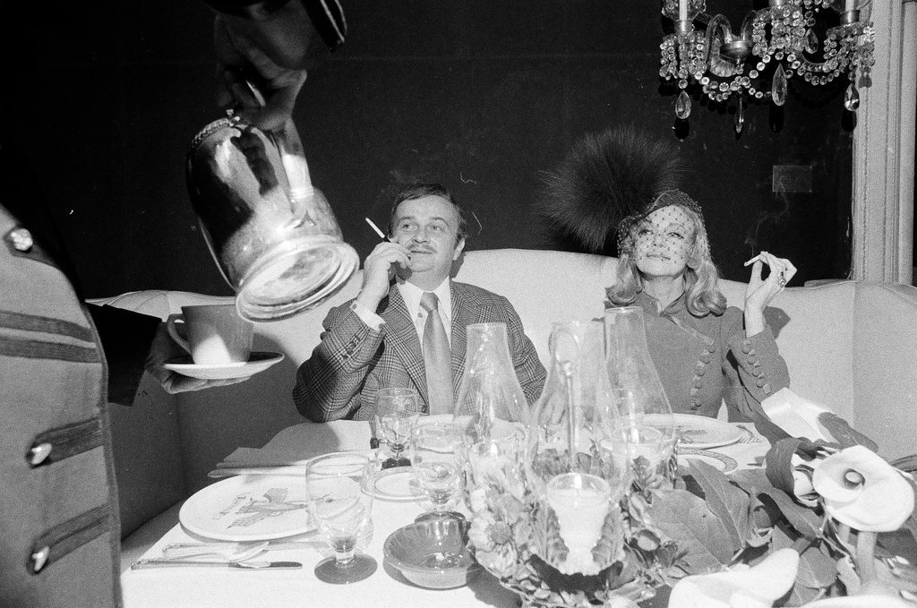 Photographs for a public relations stunt at the Pump Room - Chicago Sun-Times