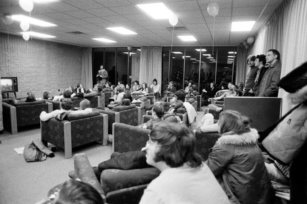A group of Northwestern University students watch Richard Nixon's inauguration - Chicago Sun-Times