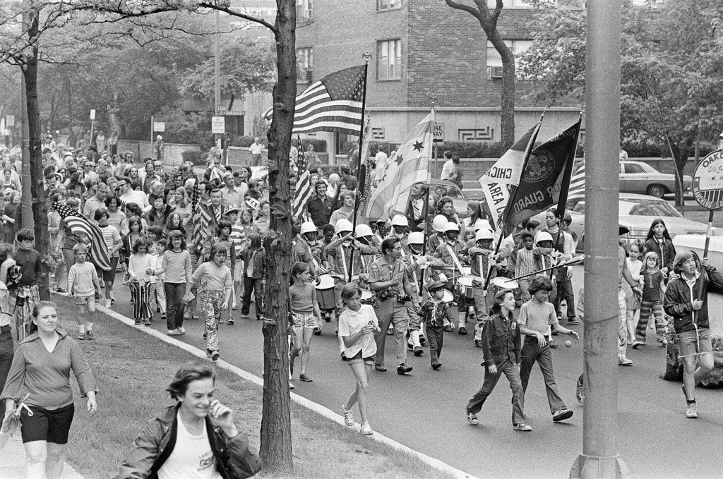 The Wellington-Oakdale Old Glory Marching Society hosts its ninth annual parade - Chicago Sun-Times