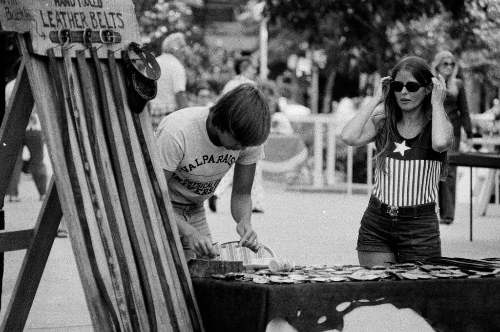 Art Fair at Sandburg Village - James (Jim) Klepitsch for Chicago Sun-Times