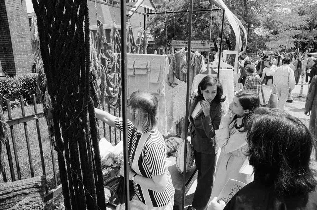 27th annual 57th Street Art Fair - Fred Stein for Chicago Daily News