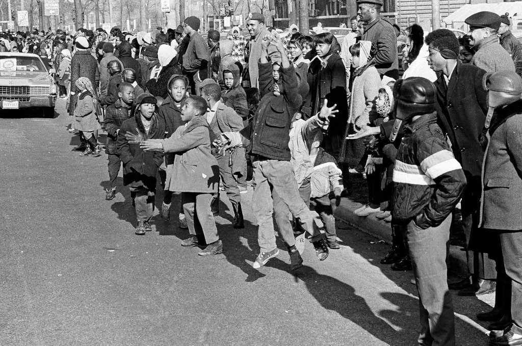 Jesse Jackson participates in the South Side Christmas Parade - Chicago Sun-Times