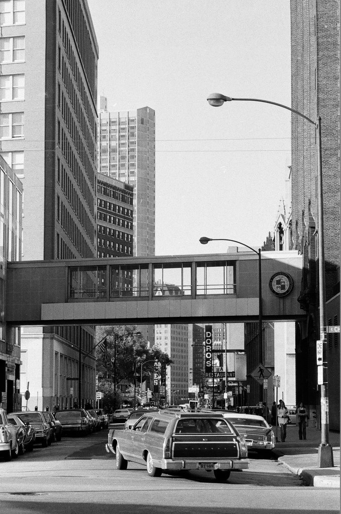 Pedestrian walkways in Chicago - Chicago Sun-Times