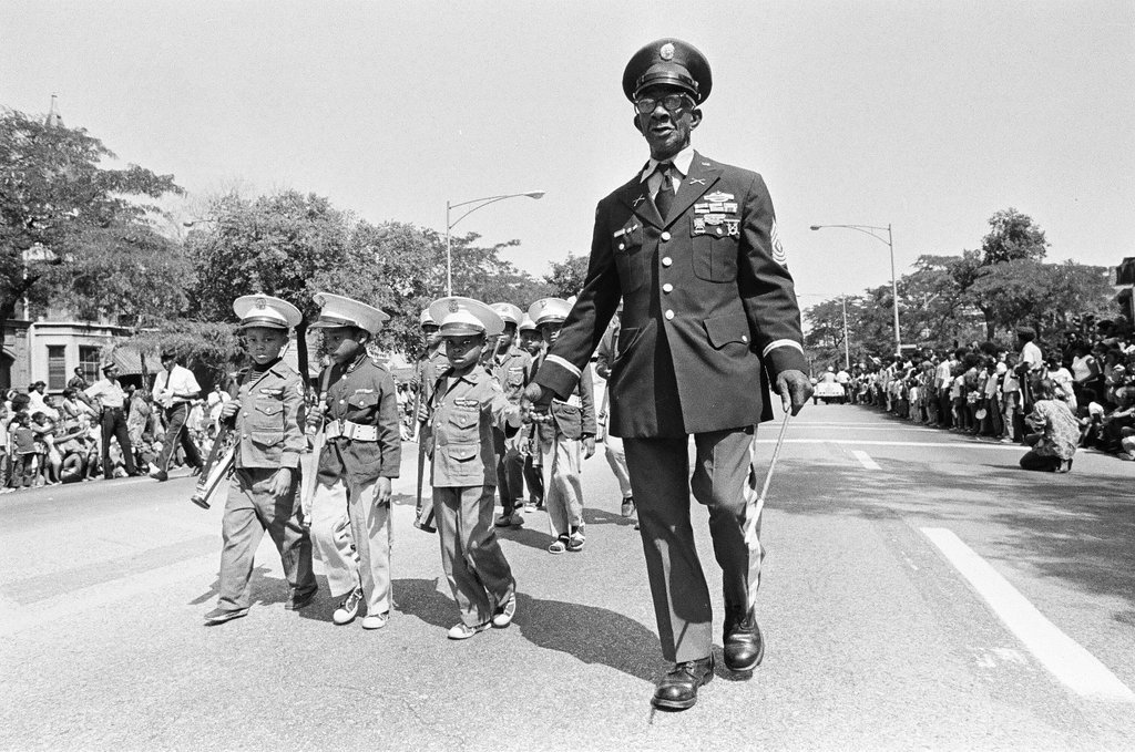 The 1972 Bud Billiken Parade travels through the South Side - Chicago Sun-Times