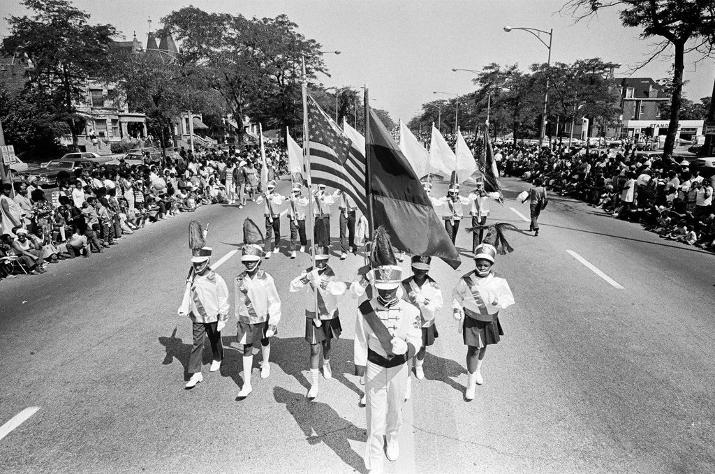 The 1972 Bud Billiken Parade travels through the South Side - Chicago Sun-Times