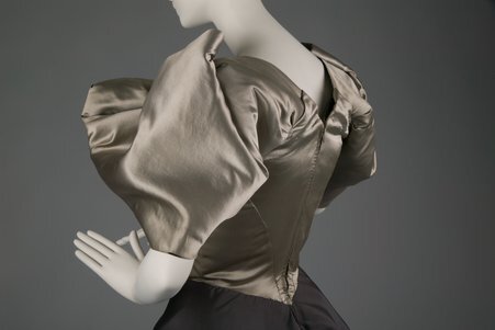 Clover evening dress by Charles James - James, Charles, 1906-1978